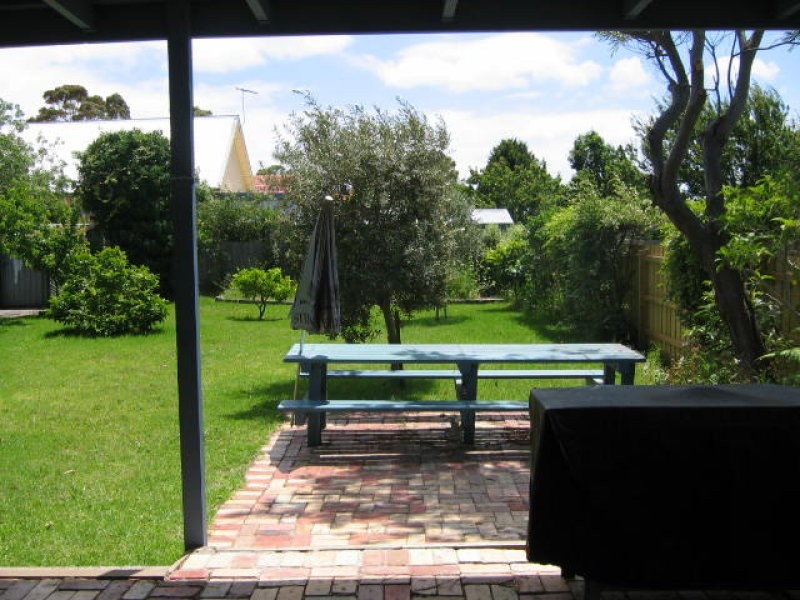 18 Mountview Road, Rosebud VIC 3939