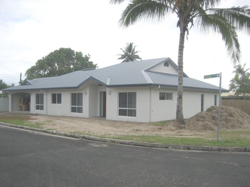 20 Winter Street, Cardwell QLD 4849