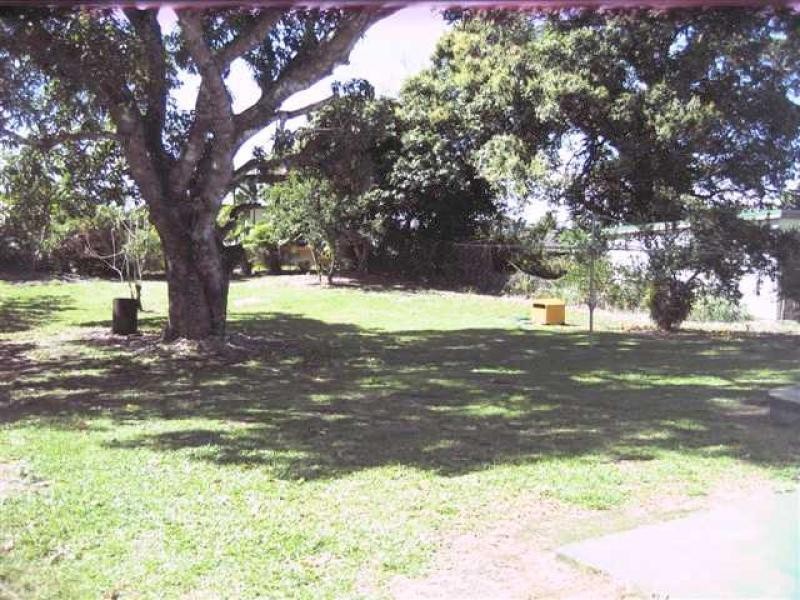 166 Victoria Street, Cardwell QLD 4849