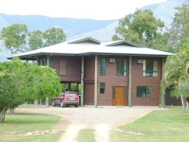 51 Sullivan Road, Cardwell QLD 4849