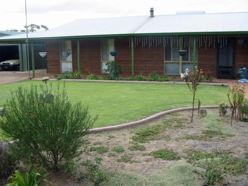 78 Munro Street, Cuballing WA 6311