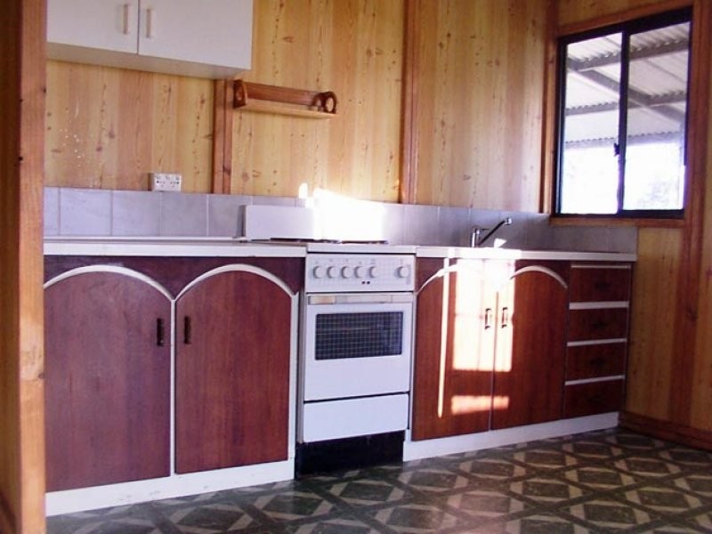 54 Lefroy Street, Brookton WA 6306