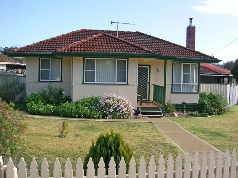 6 Floyed Street, Narrogin WA 6312