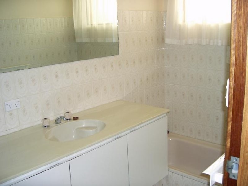 40 Sydney Hall Way, Narrogin WA 6312