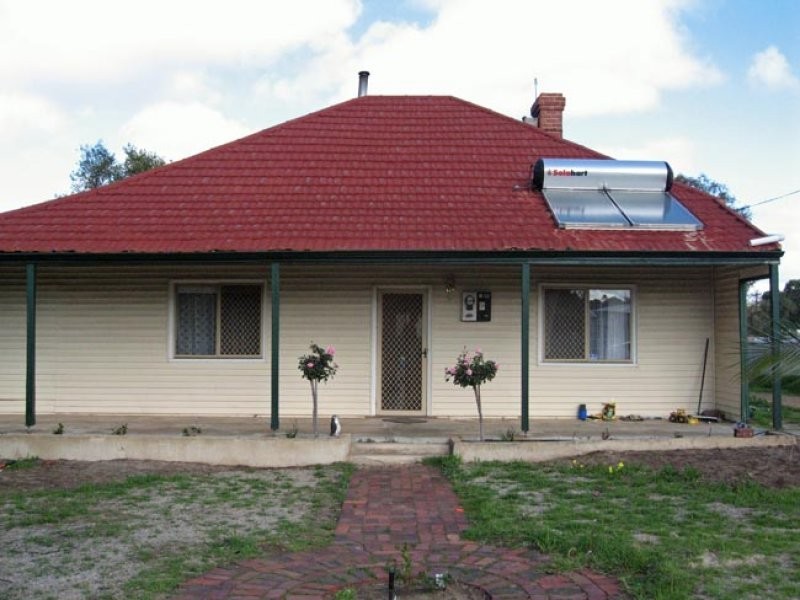 35 Furnival Street, Narrogin WA 6312