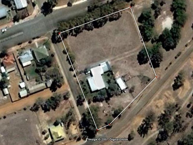 2 Rosselloty Street, Williams WA 6391