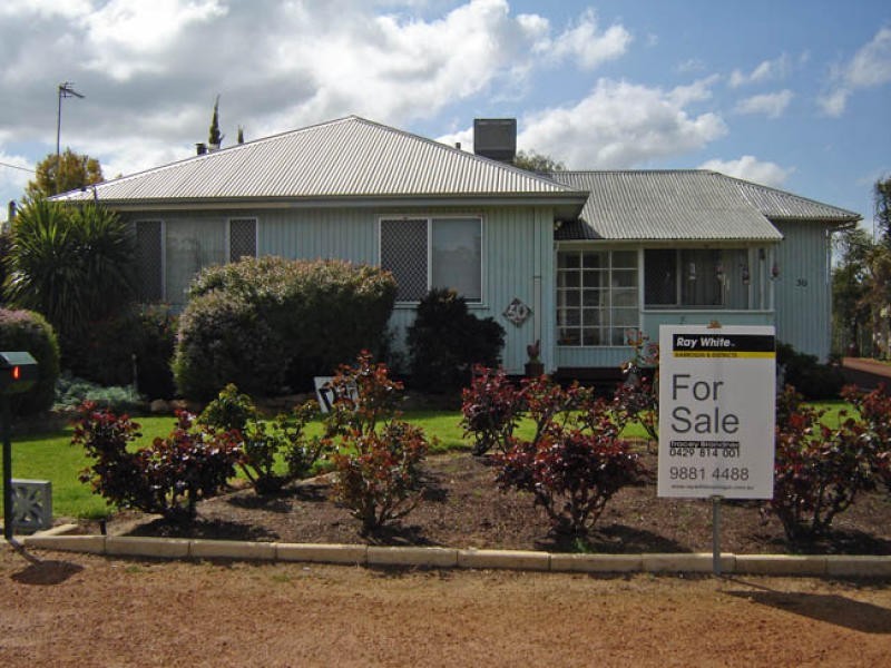 30 Felspar Street, Narrogin WA 6312