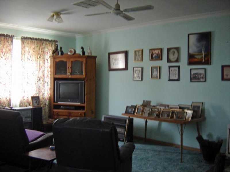 30 Felspar Street, Narrogin WA 6312