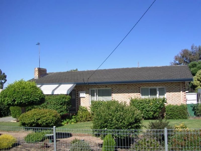 109 Narrakine Road, Narrogin WA 6312