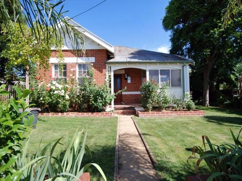 10 Kipling Street, Narrogin WA 6312