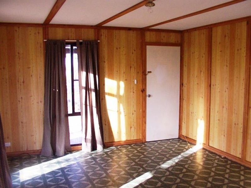 54 Lefroy Street, Brookton WA 6306