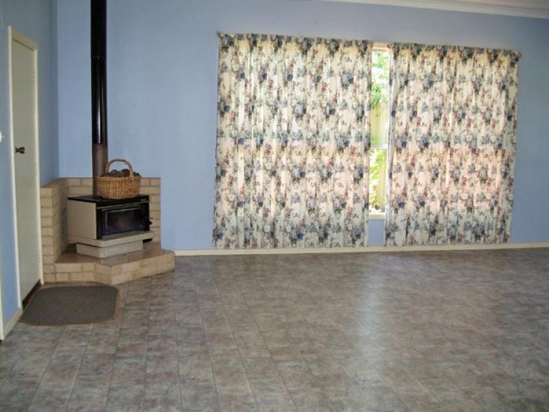 18 Hansard Street, Narrogin WA 6312