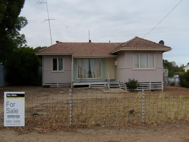 84 Fox Street, Narrogin WA 6312