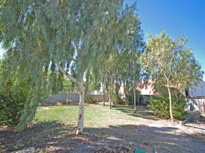 2 Northwood Street, Narrogin WA 6312