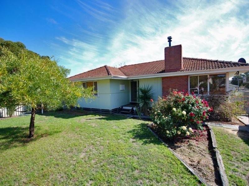 4 Andrews Street, Narrogin WA 6312