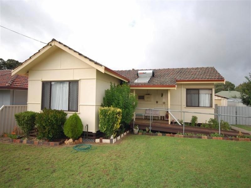 145 Clayton Road, Narrogin WA 6312