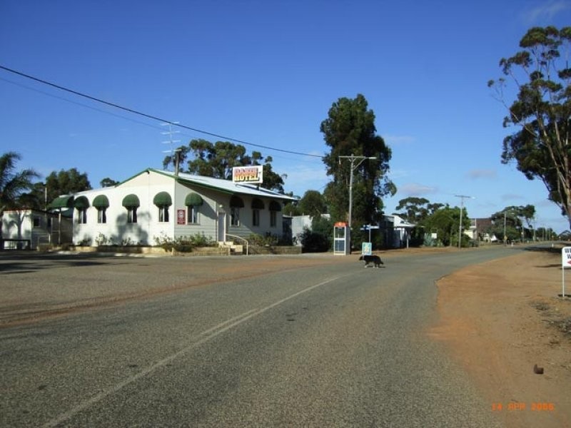 OASIS HOTEL, Harrismith WA 6361