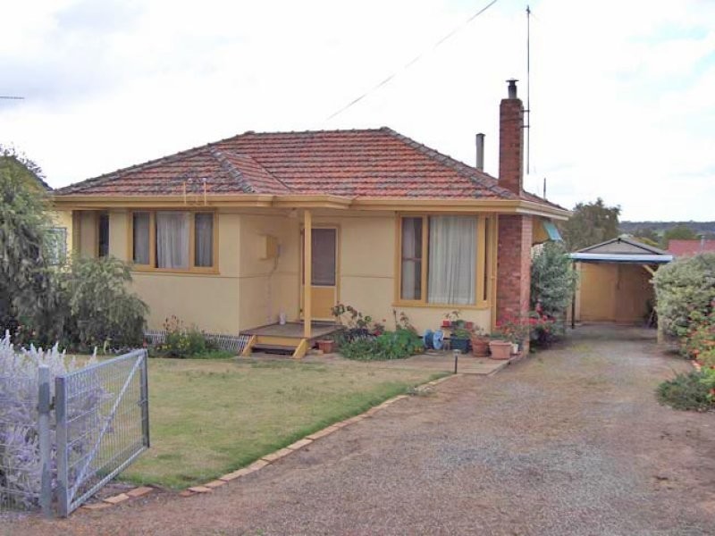 101 Fox Street, Narrogin WA 6312