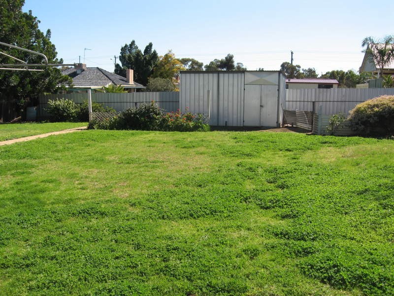 33 Grant Street, Narrogin WA 6312