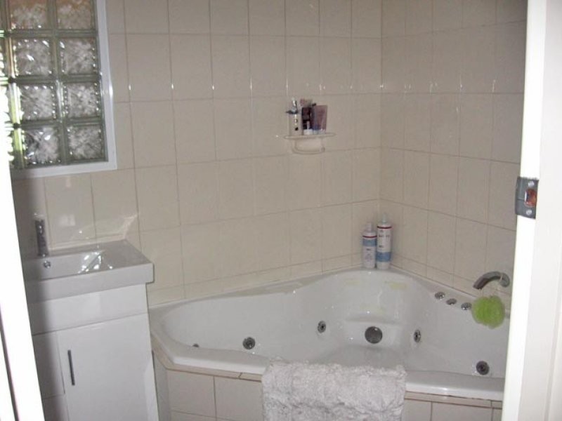 11 Burns Street, Narrogin WA 6312