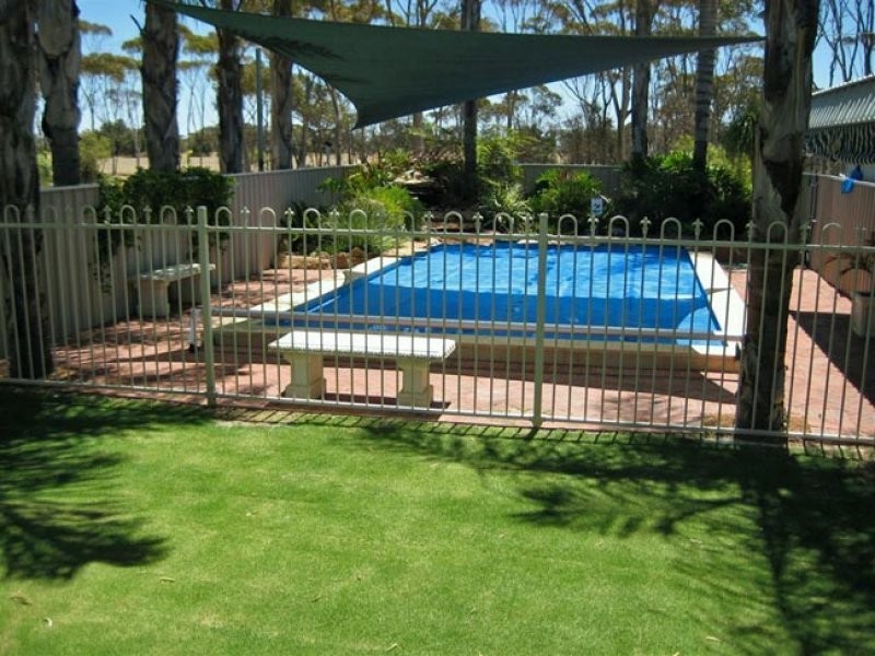 Lot 8 Pederah East Road, Karlgarin WA 6358