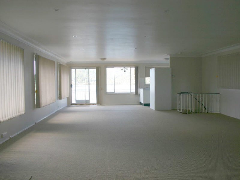 21 Caroline Street, East Gosford NSW 2250