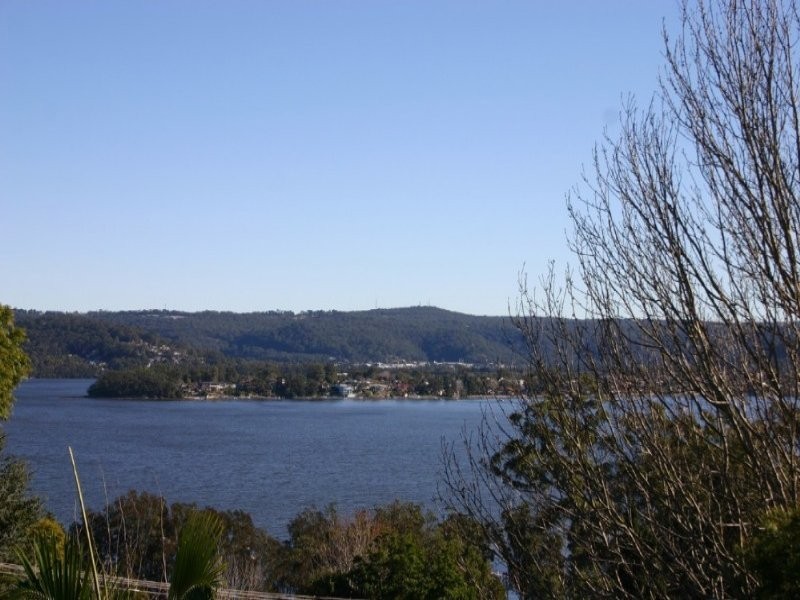 23 Marilyn Parade, Green Point NSW 2251