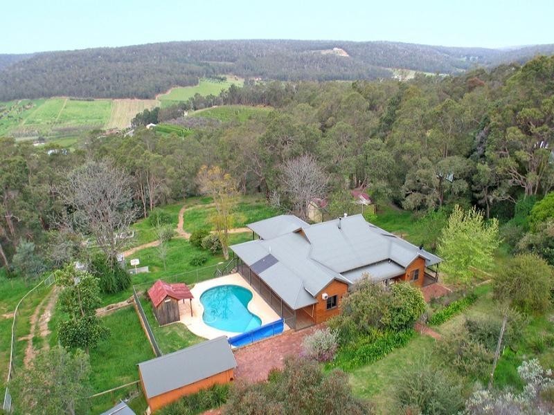 46 First Avenue, Bickley WA 6076