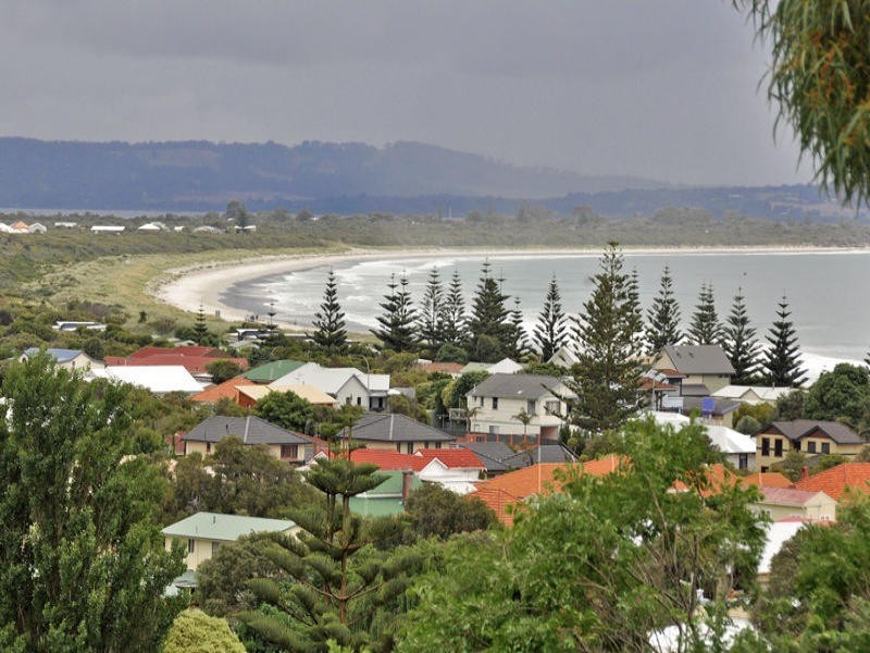 25 Wylie Crescent, Middleton Beach WA 6330