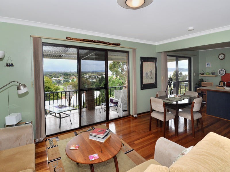 25 Wylie Crescent, Middleton Beach WA 6330
