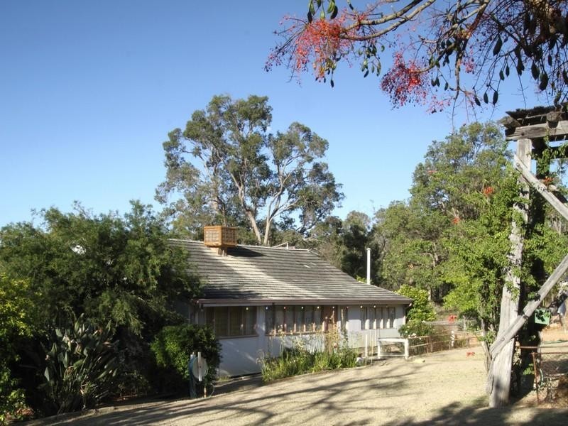 2475 Victoria Road, Hovea WA 6071