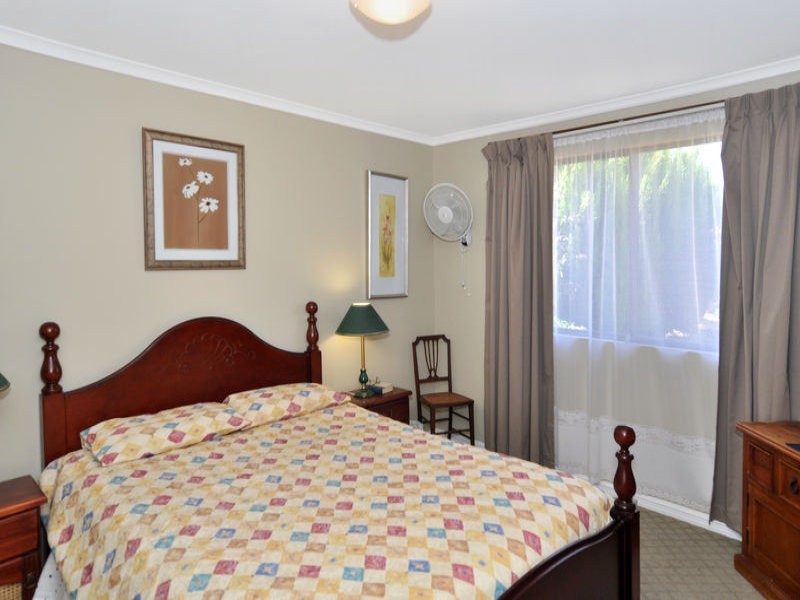 6 Clive Street, Bayonet Head WA 6330