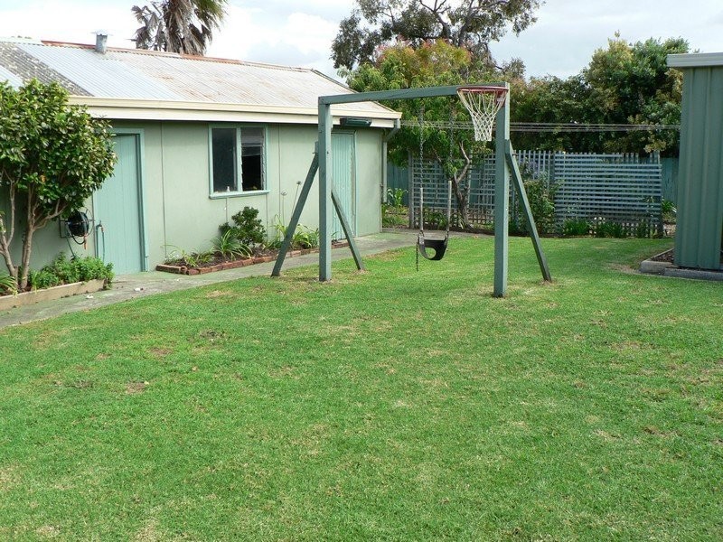 10 David Street, Spencer Park WA 6330