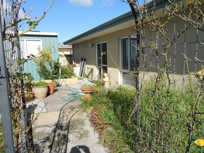 12 Scaddan Street, Redmond WA 6327