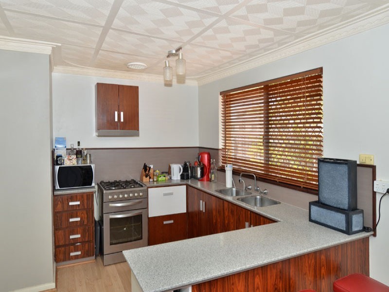 76 Seymour Street, Mira Mar WA 6330