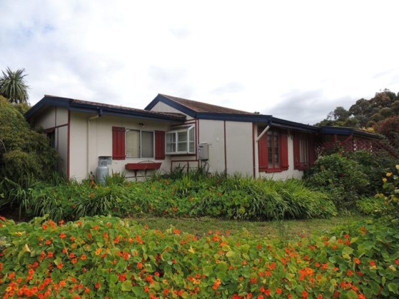 18 Edinburgh Road, Mckail WA 6330