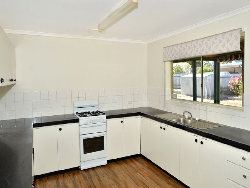 11 Redmond West Road, Redmond WA 6327