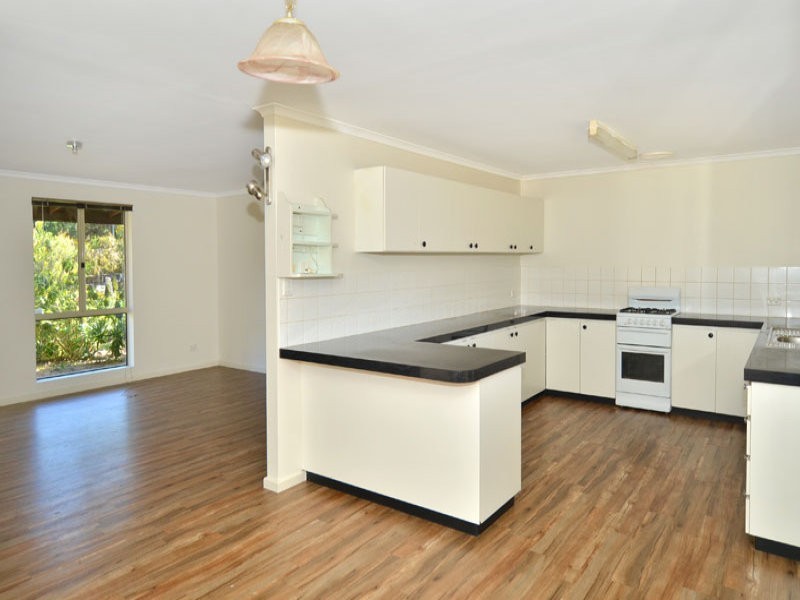 11 Redmond West Road, Redmond WA 6327