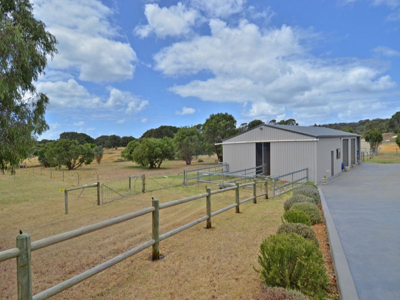 182 Princess Avenue, Robinson WA 6330