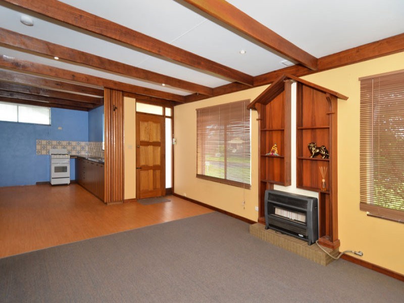 14 Leonora Street, Yakamia WA 6330