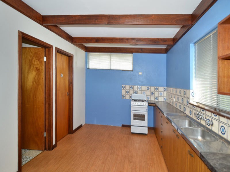 14 Leonora Street, Yakamia WA 6330