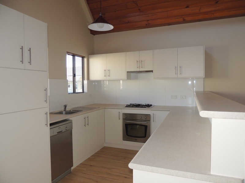2/76  Proudlove Parade, Albany WA 6330
