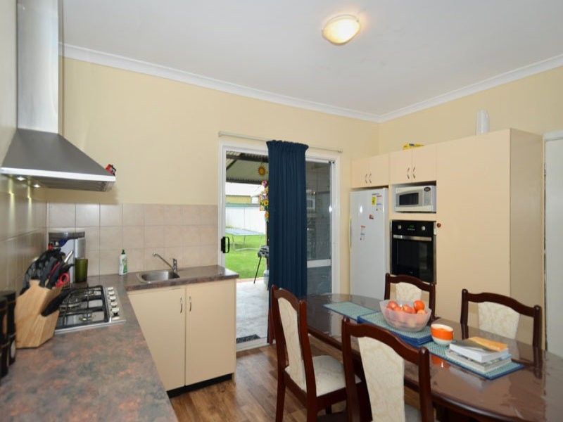 12 McKeown Ave, Lockyer WA 6330