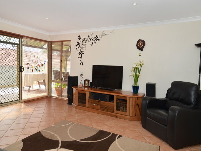 17 Premier Circle, Spencer Park WA 6330