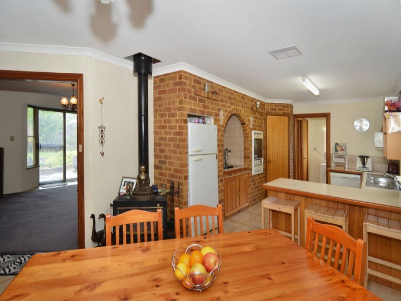 44 Bottlebrush Road, Gledhow WA 6330