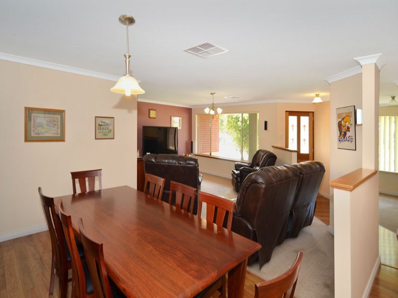 10 Randell Crescent, Warrenup WA 6330