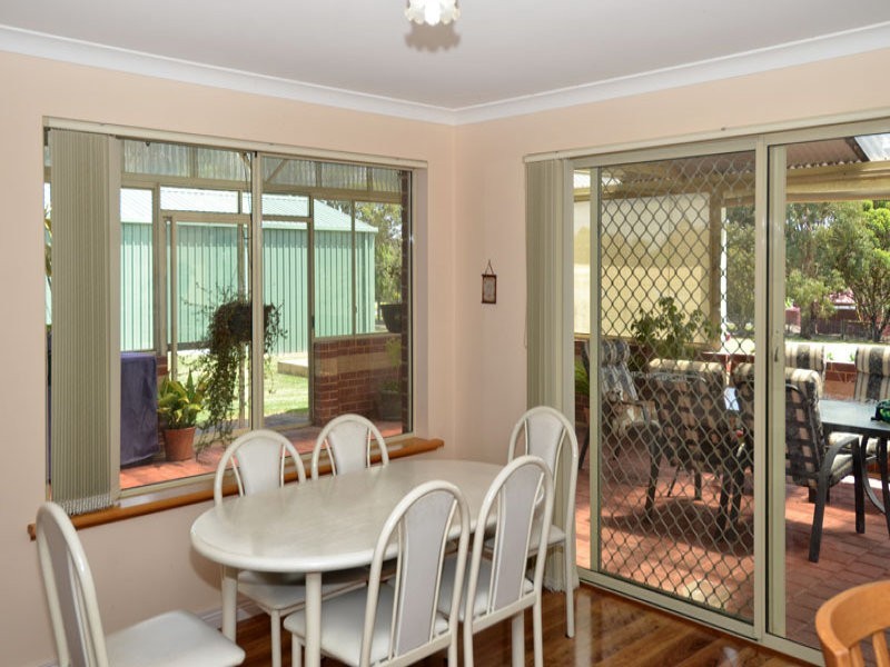 10 Randell Crescent, Warrenup WA 6330