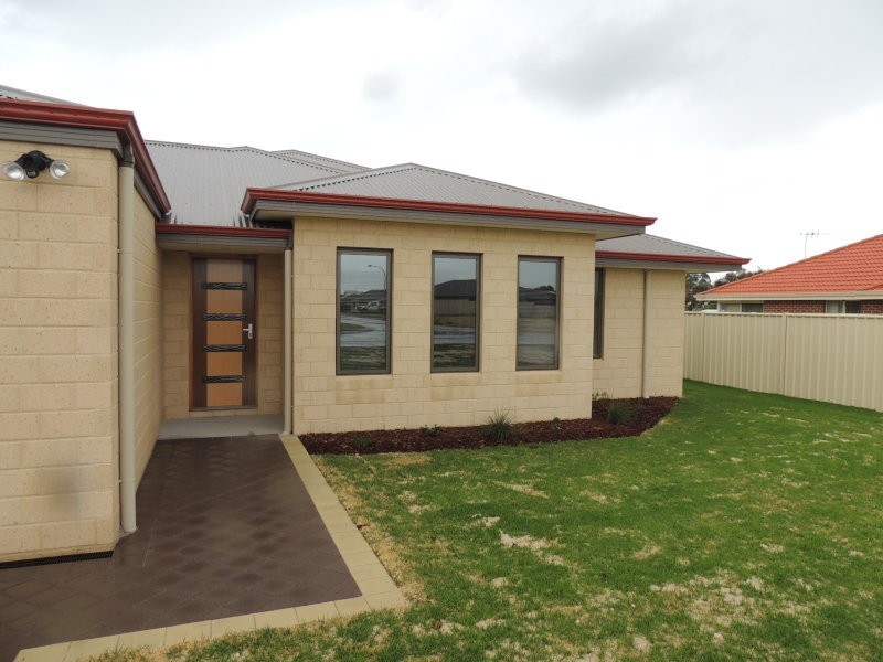 20  Orion Avenue, Mckail WA 6330