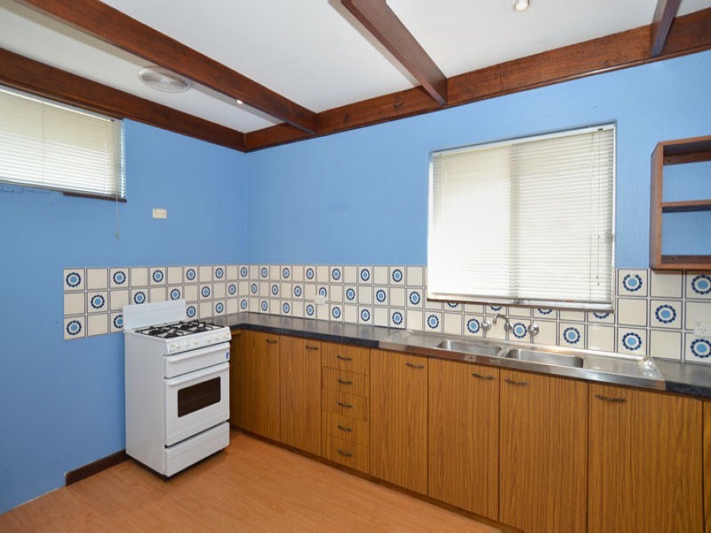 14 Leonora Street, Yakamia WA 6330