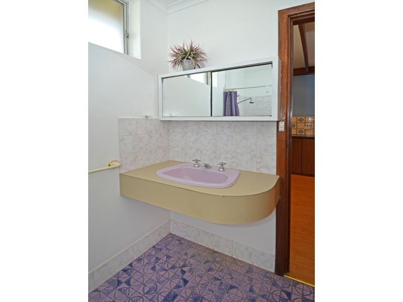 14 Leonora Street, Yakamia WA 6330